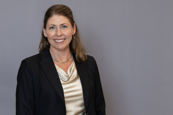 Porträtt på sjukvårdsminister Elisabet Lann