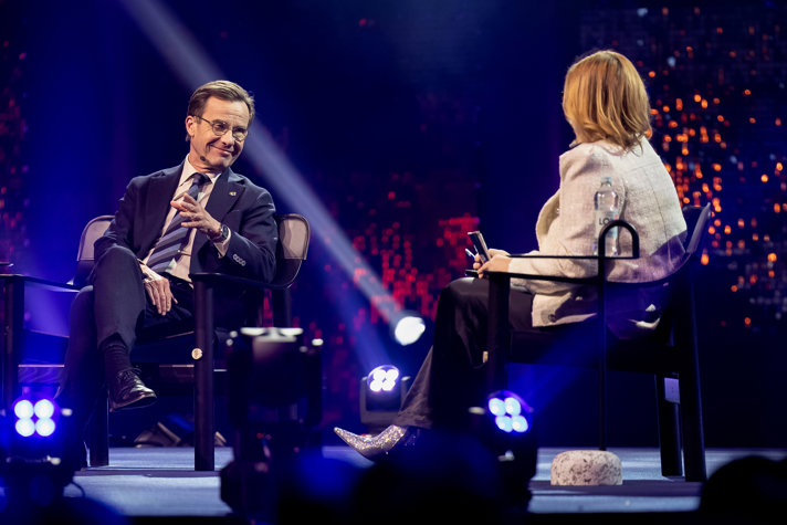 Statsminister Ulf Kristersson och moderator Linda Nyberg på Techarena 2026.