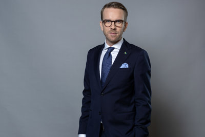 Infrastruktur- och bostadsminister Andreas Carlson.