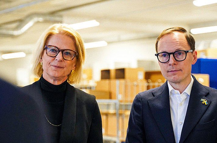 Finansminister Elisabeth Svantesson och arbetsmarknads- och integrationsminister Mats Persson.