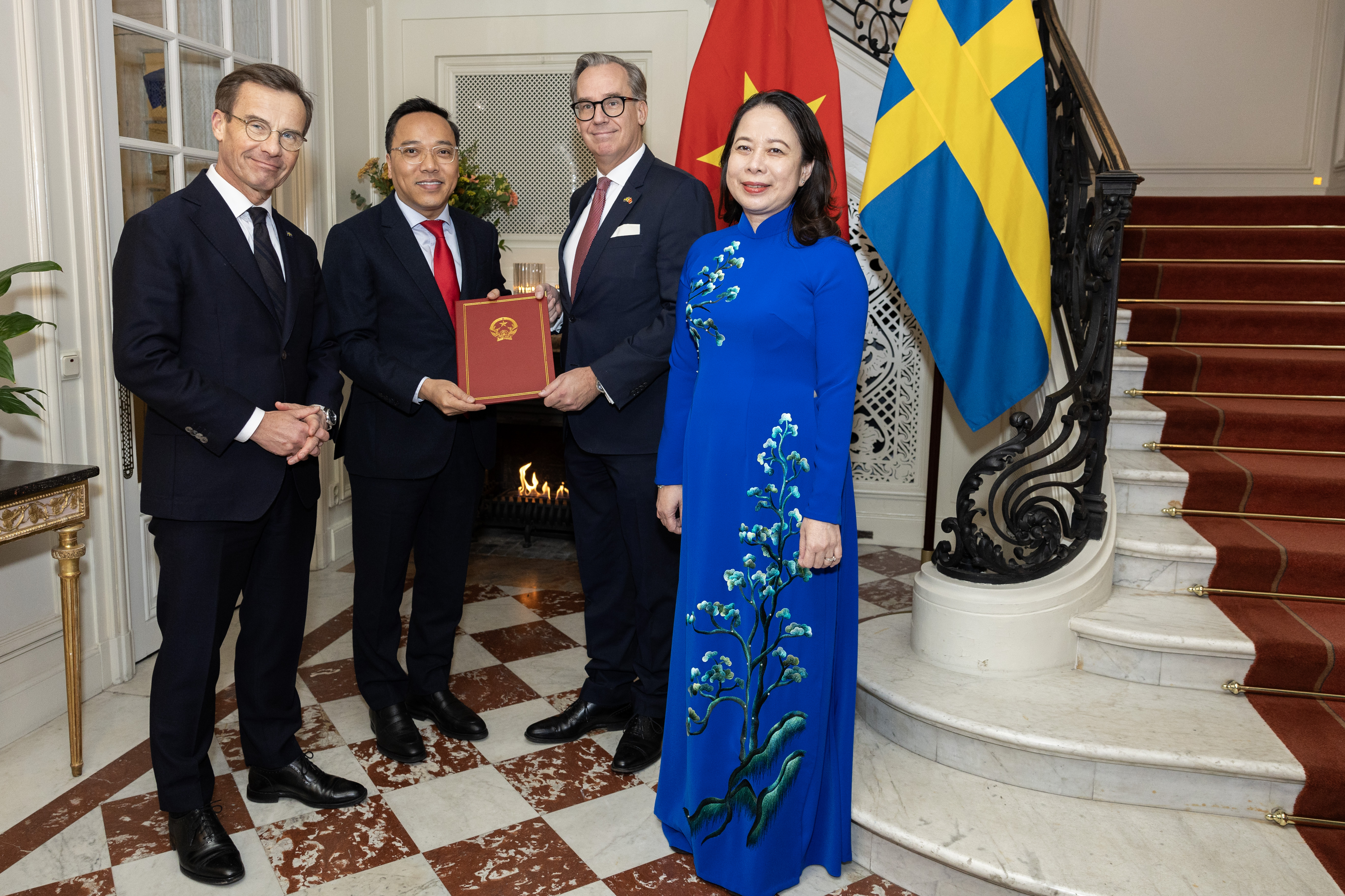 De bilaterala samförståndsavtalen innebär bland annat att Sverige och Vietnam kommer att utöka samarbetet inom grön och digital omställning.