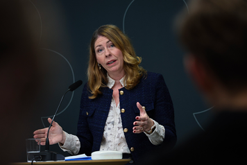 Sjukvårdsminister Elisabeth Lann.