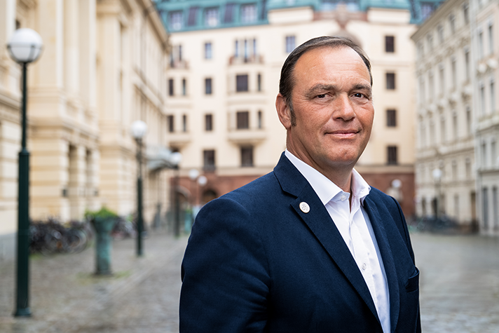 Fredrik Hillelson.