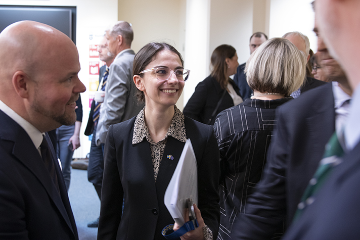 Ministrarna bland deltagarna