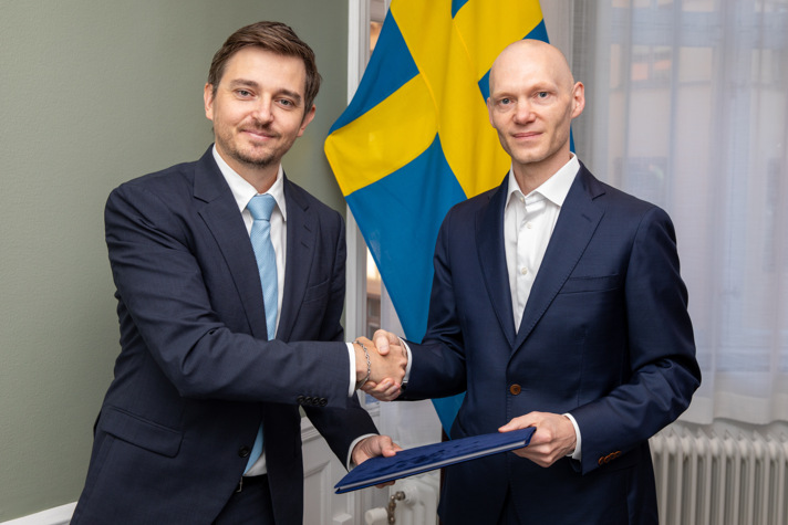 Finansmarknadsminister Niklas Wykman och Laurent Leveugle, CEO NuCore Energi AB och vice president New Nuclear Fortum