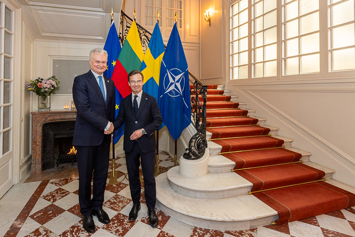 Statsminister Ulf Kristersson och Litauens president Gitanas Nausėda i Sagerska huset.