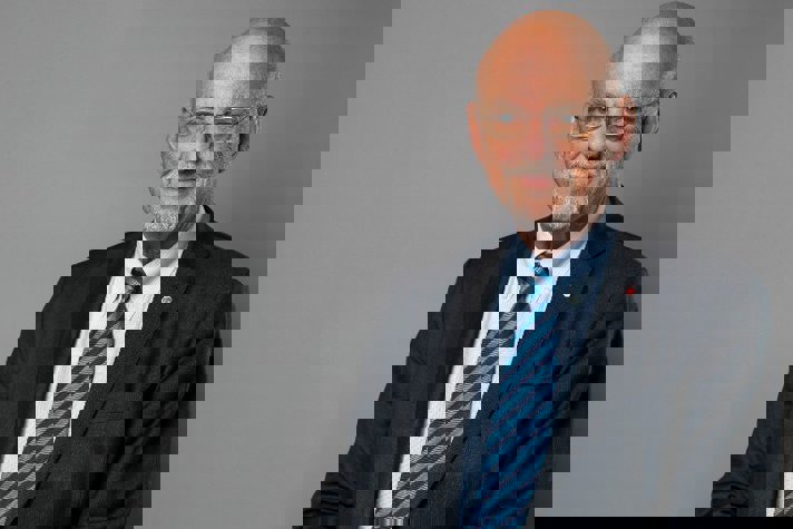 Pressbild på Sveriges EU-minister Hans Dahlgren.