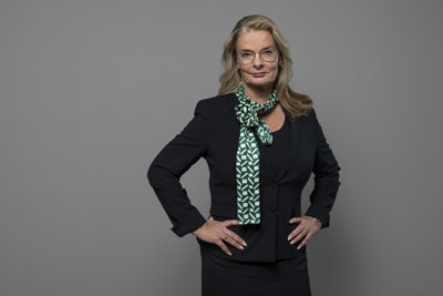 Gymnasie-, högskole- och forskningsminister Lotta Edholm