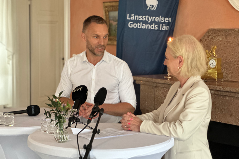 Civilminister Erik Slottner och Charlotte Petri Gornitzka.