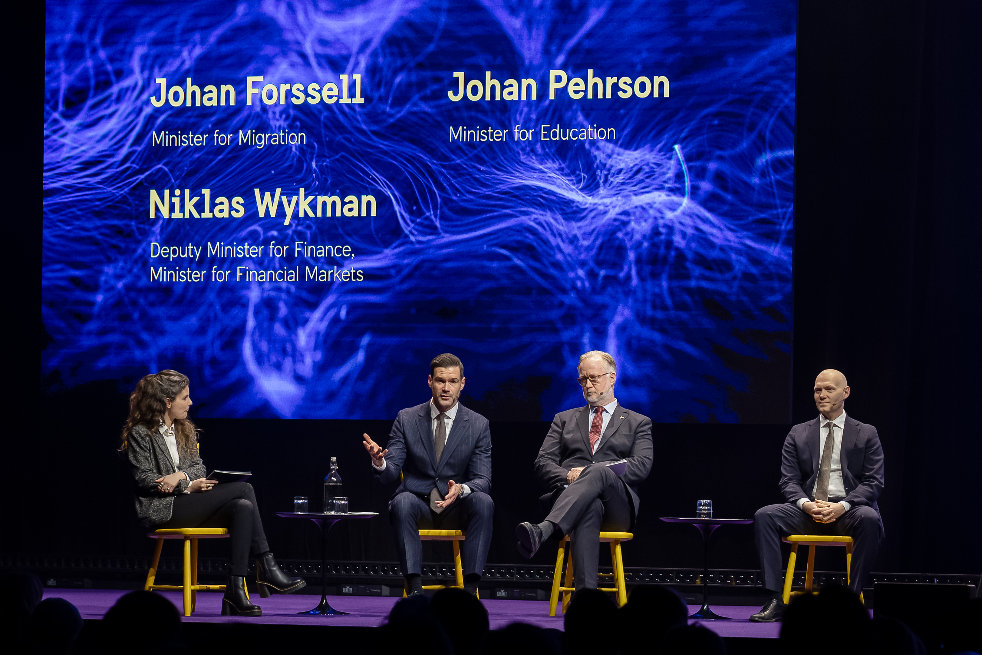 Migrationsminister Johan Forssell, utbildningsminister Johan Pehrson och finansmarknads­minister Niklas Wykman, 