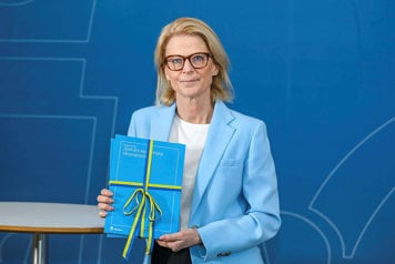  Finansminister Elisabeth Svantesson