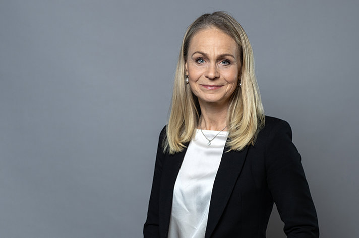Porträttfoto på statssekreterare Charlotte Kugelberg