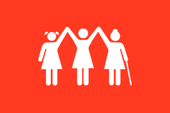 Rödorange bakgrund vita illustrationer, tre personer i olika åldrar står bredvid varandra, håller händerna och höjer armarna i luften.