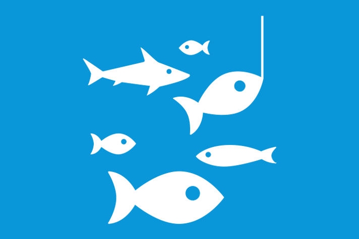 Ljusblå bakgrund vita illustrationer, fiskar och en haj simmar i klart vatten. En fisk sitter fast på en fiskelina.