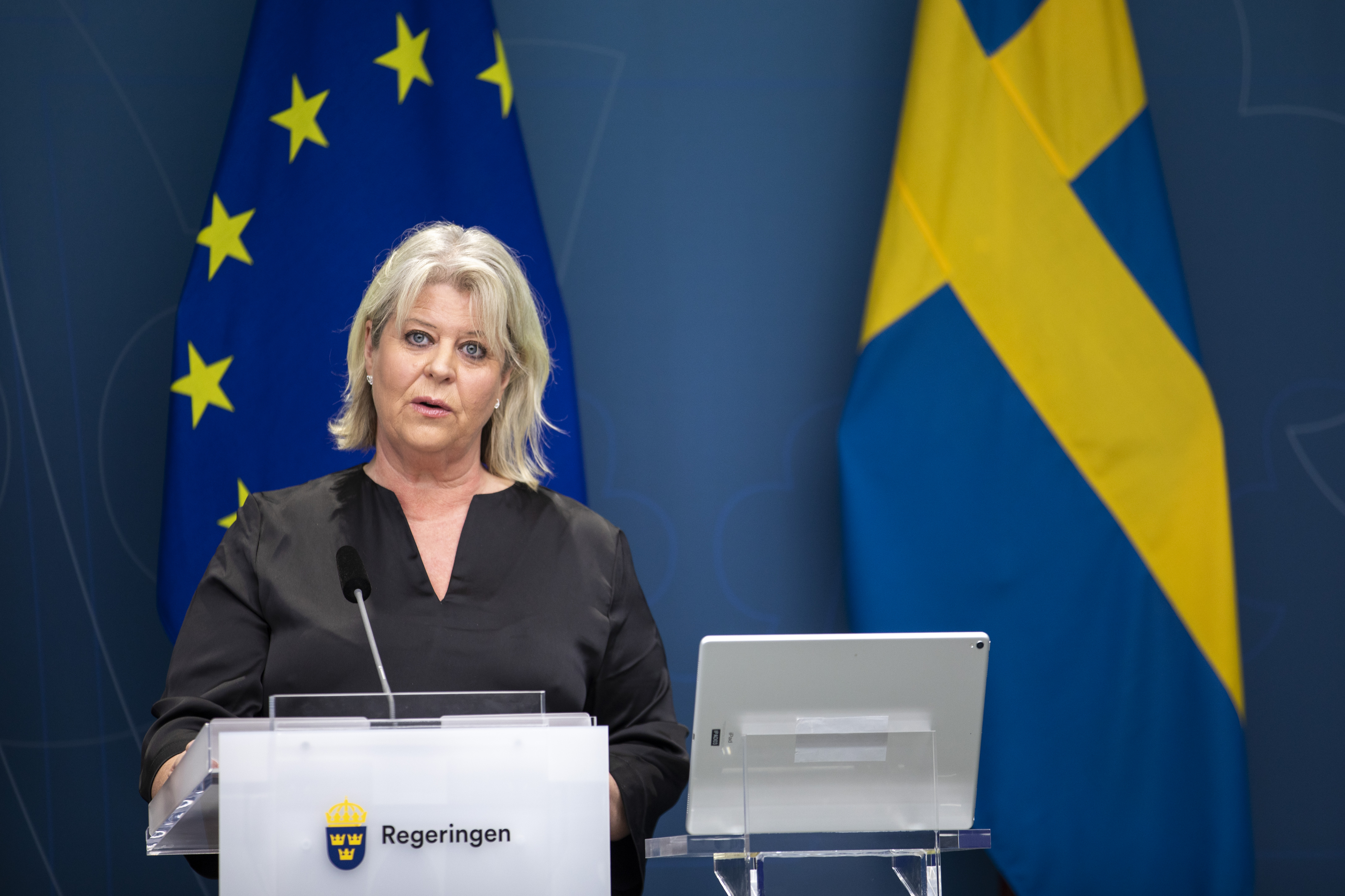 Bild på Camilla Waltersson Grönvall på pressträff 