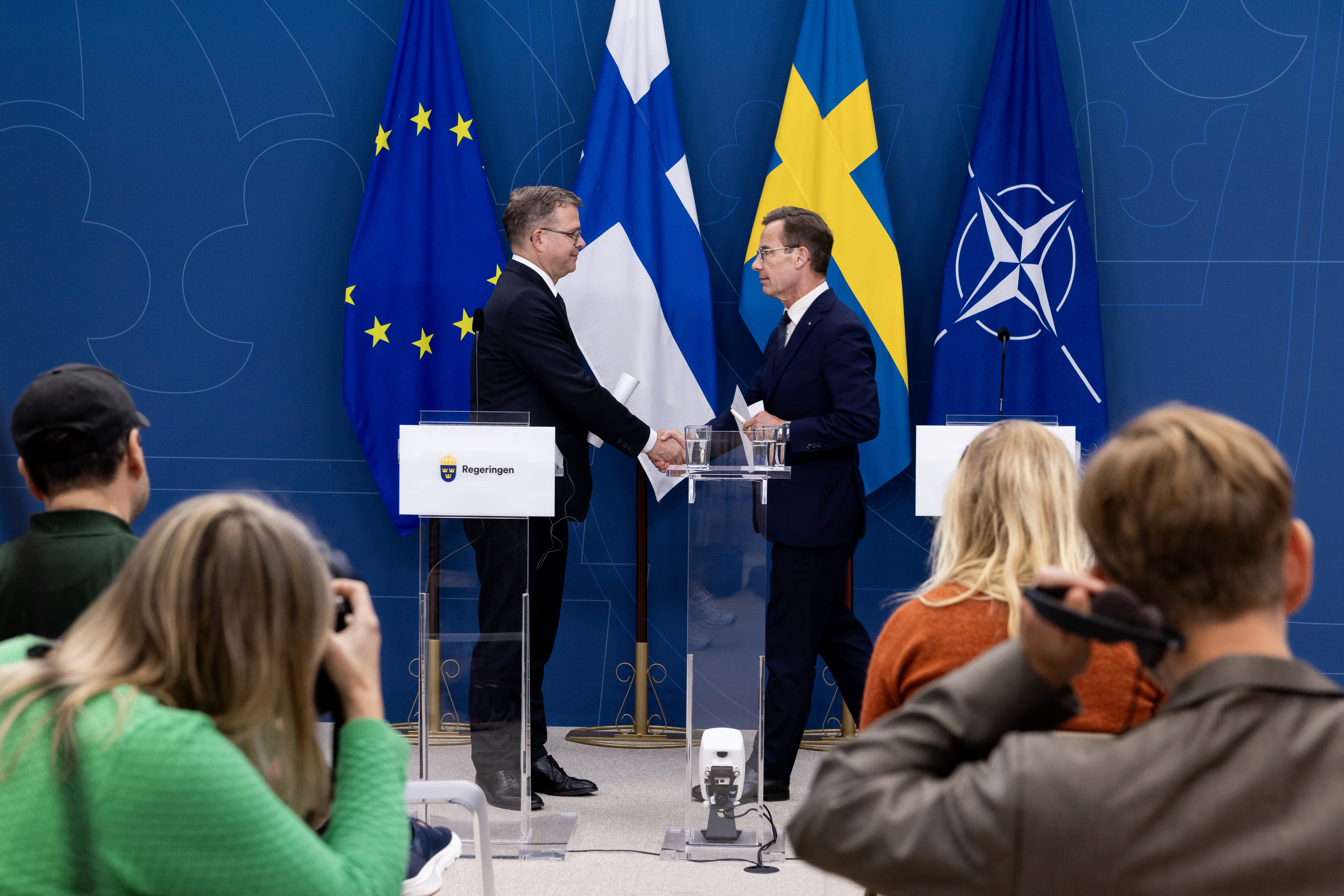 Statsminister Ulf Kristersson och Finlands statsminister Petteri Orpo vid en pressträff