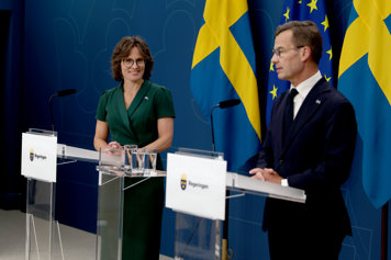 EU- minister Jessika Roswall och statsminister Ulf Kristersson. 